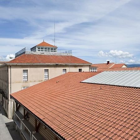 Estudios La Casa De Santa Maria Vitoria-Gasteiz Exterior foto